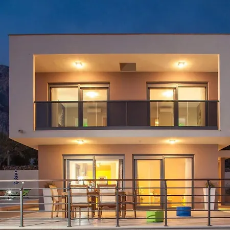 Villa Ribica In Makarska, Private Pool Makarska